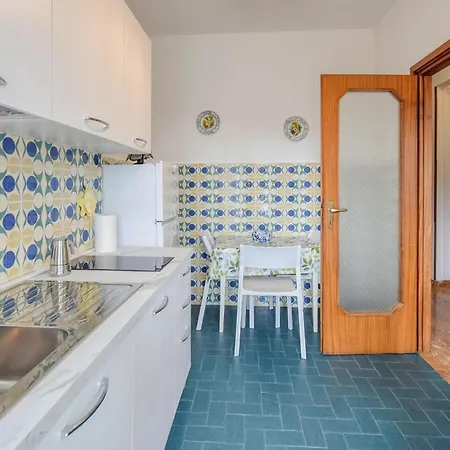 Apartamento 1 Bedroom Amazing In
