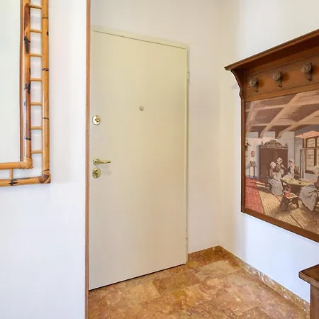 1 Bedroom Amazing In Διαμέρισμα Ραπάλο