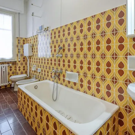 1 Bedroom Amazing In Διαμέρισμα *