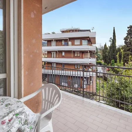 1 Bedroom Amazing In Διαμέρισμα Ραπάλο